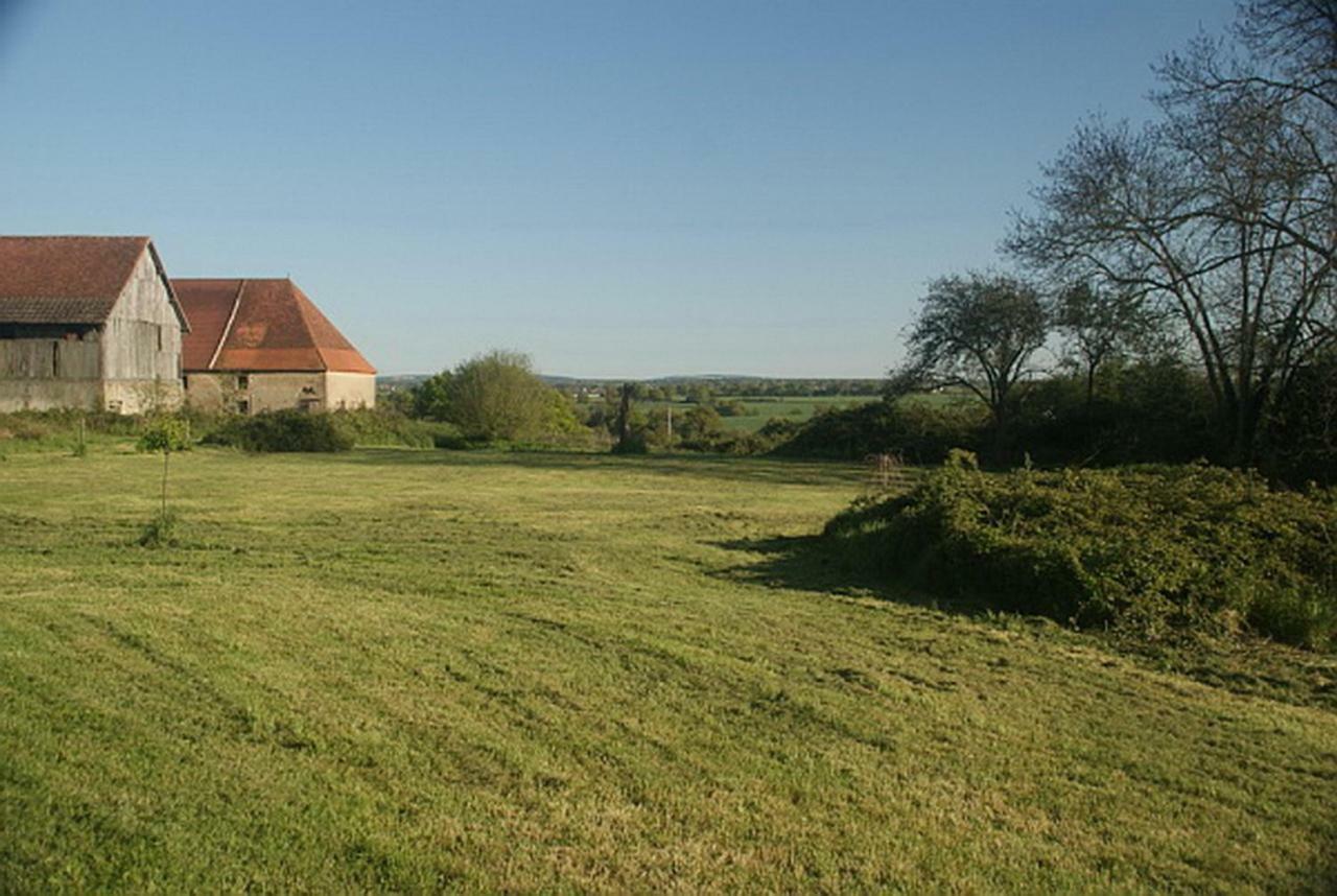 Grootgenoegen Bed and Breakfast Bourbon-lʼArchambault Eksteriør billede